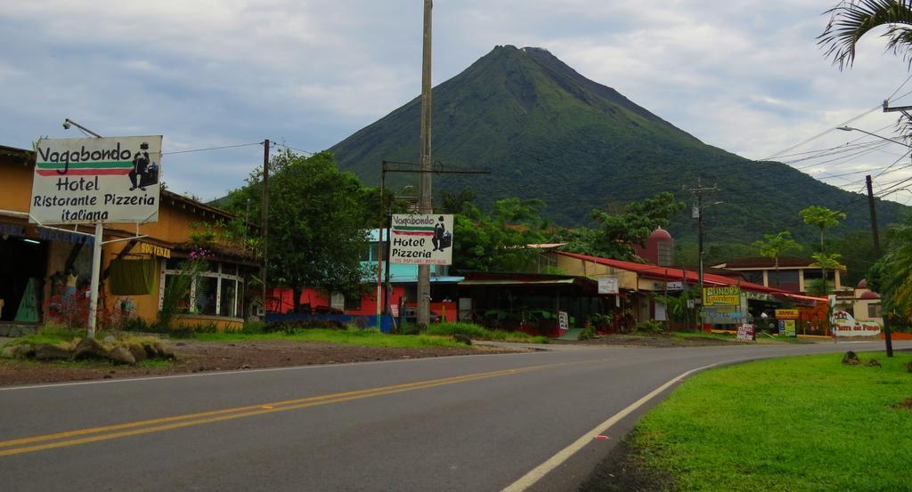 Hotel Vagabondo La Fortuna Zewnętrze zdjęcie