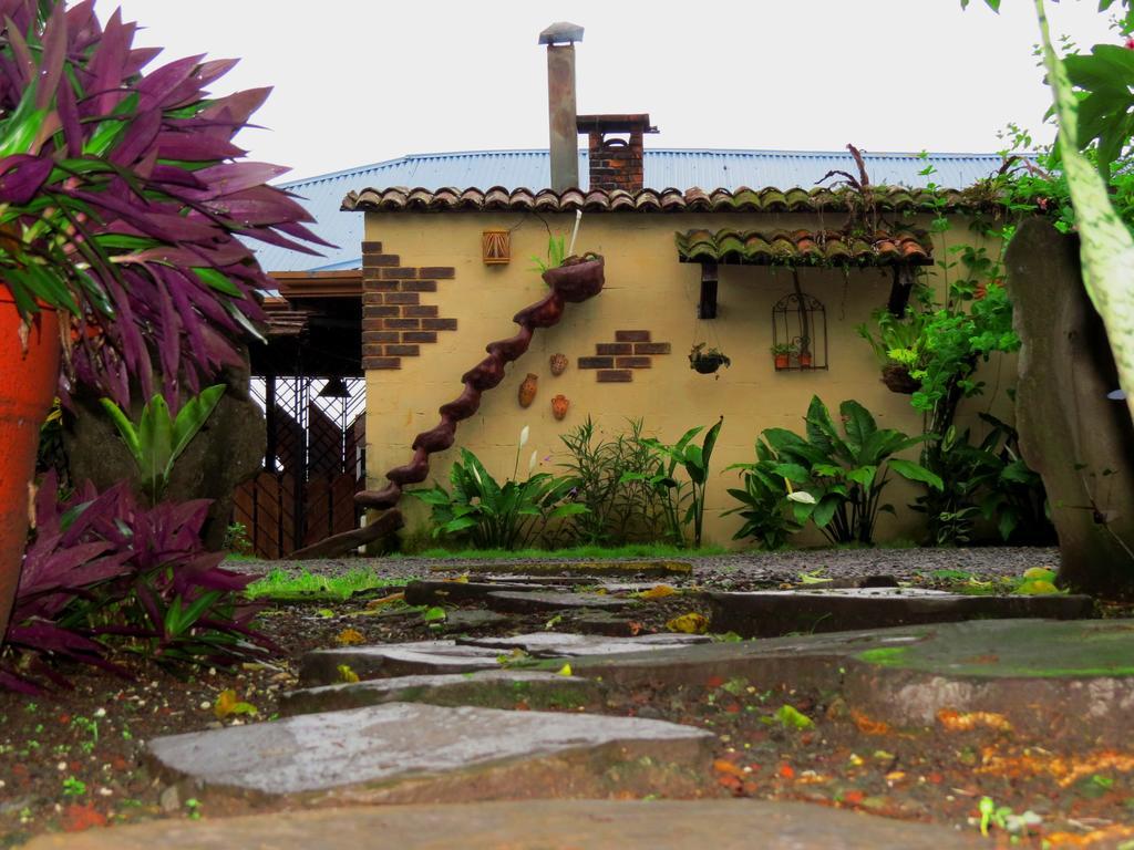 Hotel Vagabondo La Fortuna Zewnętrze zdjęcie